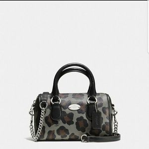 Coach crossbody animal print. Ref: f36449